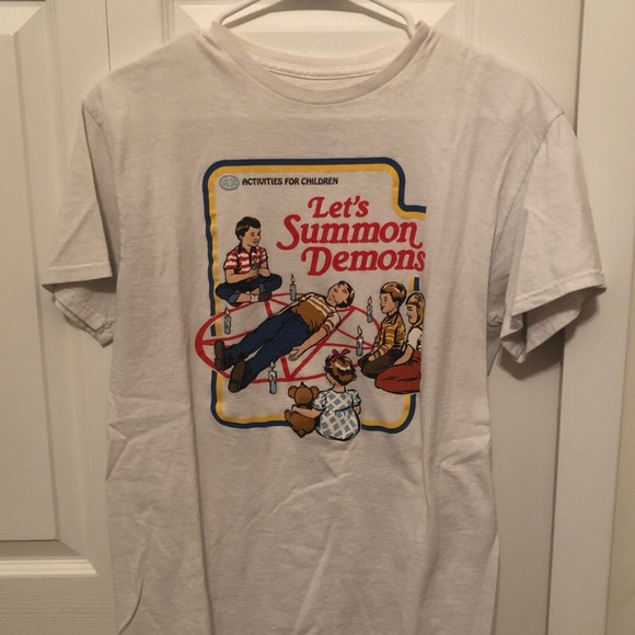 graphic tee - Picture 1 of 1